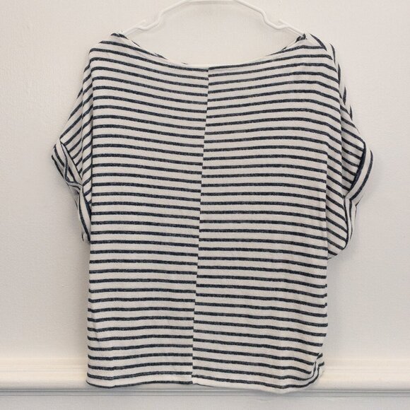 Cookies Clothing Hawaii Striped Boxy Tee – Size M Navy White Coastal Style - Picture 2 of 3
